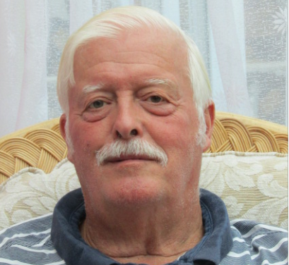 71 year old marks the return of donors aged 70 or over by making his 800th donation.