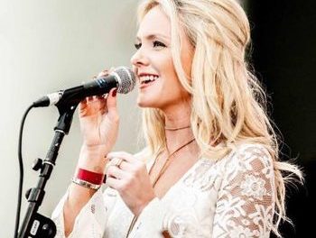 LAURA EVANS NEW RELEASE “TAKE ME BACK HOME”