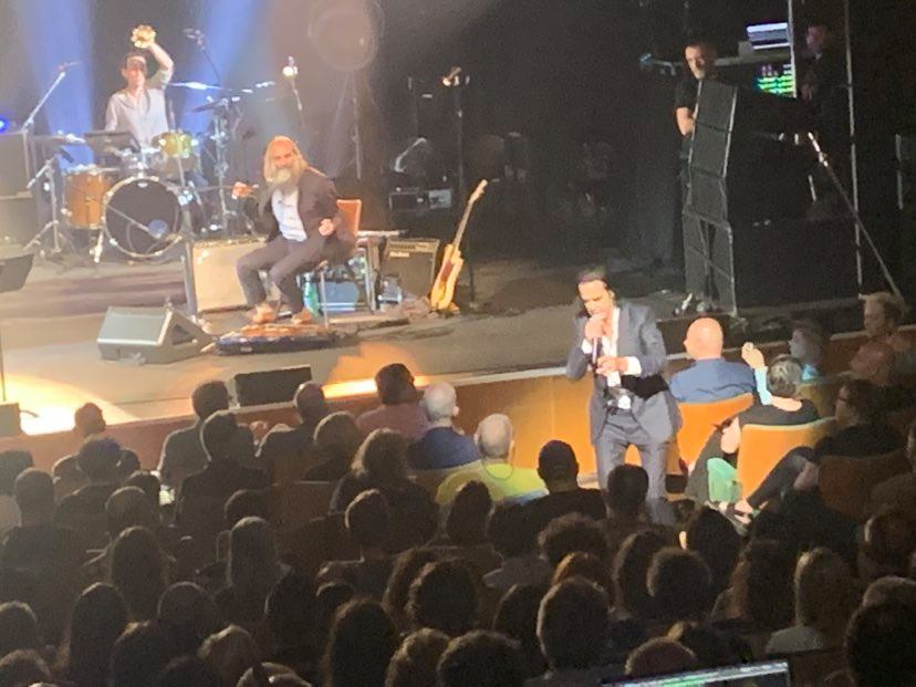 Nick Cave and Warren Ellis bring carnage to Cardiff