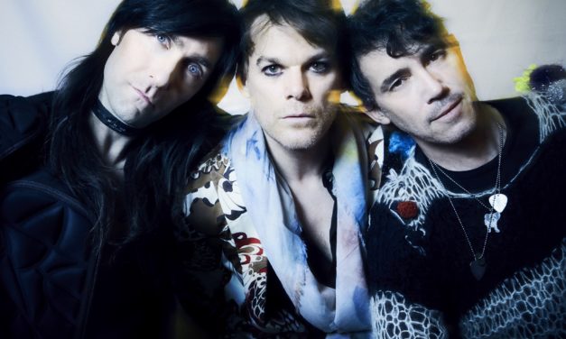 PRINCESS GOES TO THE BUTTERFLY MUSEUM