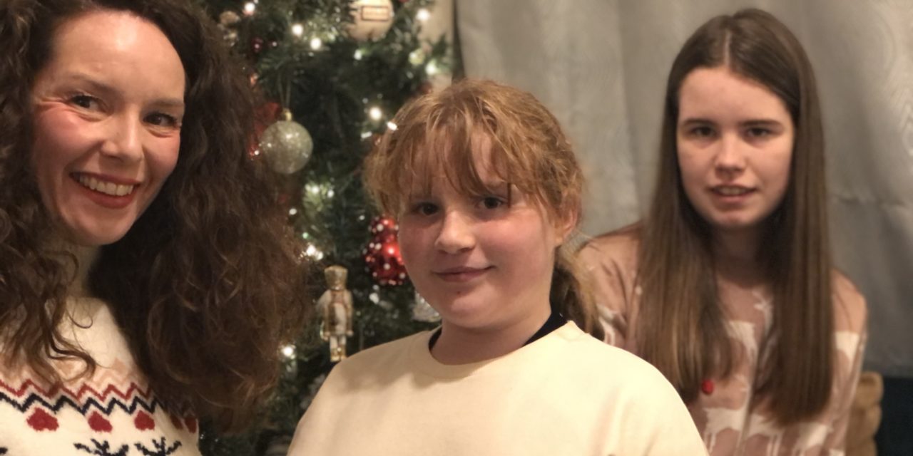 Give someone the best gift this Christmas by giving blood.