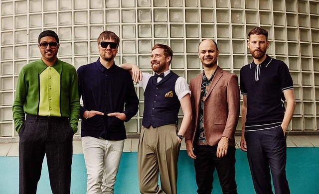 KAISER CHIEFS