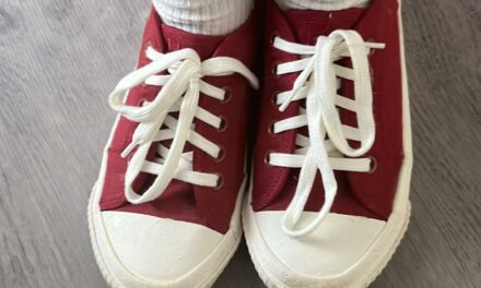 Welsh  families receive free shoes for their children thanks to Russell & Bromley donating shoes to Home-Start UK