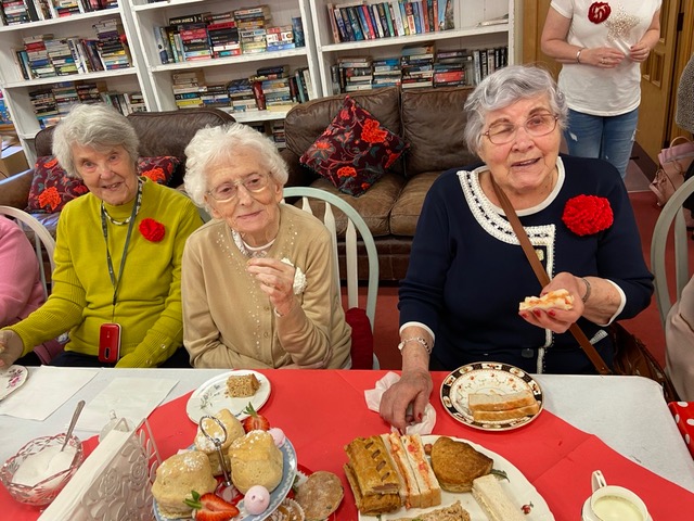 National Grid helps Rhondda Cynon Taff charities and community groups tackle fuel poverty this winter