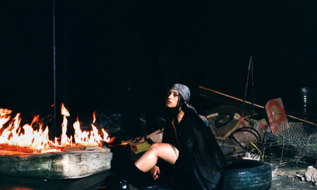 LÉA SEN – announces Cardiff show (w/ Billie Marten) – 19 May